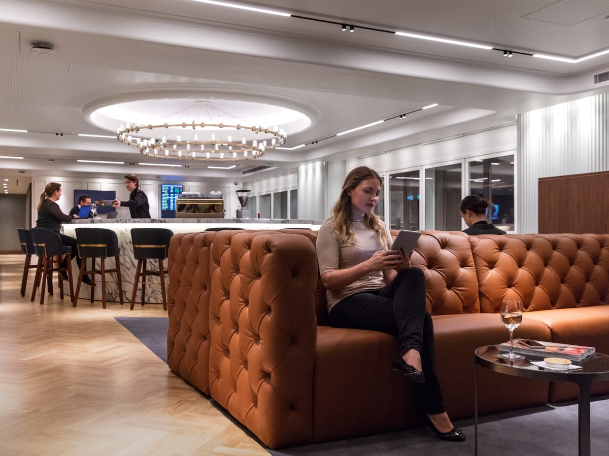 Seating - Qantas Heathrow Lounge