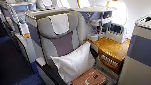 Emirates business class seat on A380