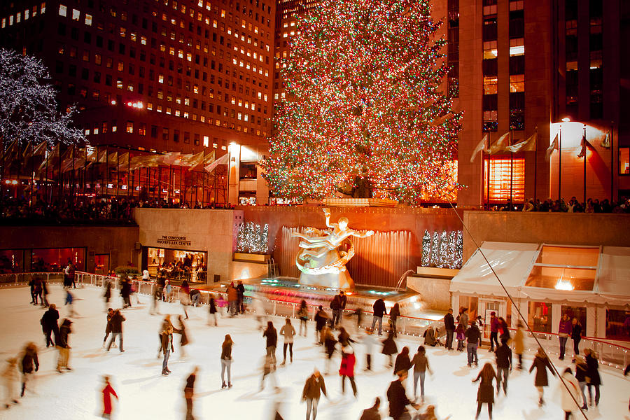 skating-at-rockefeller-plaza-heidi-reyher