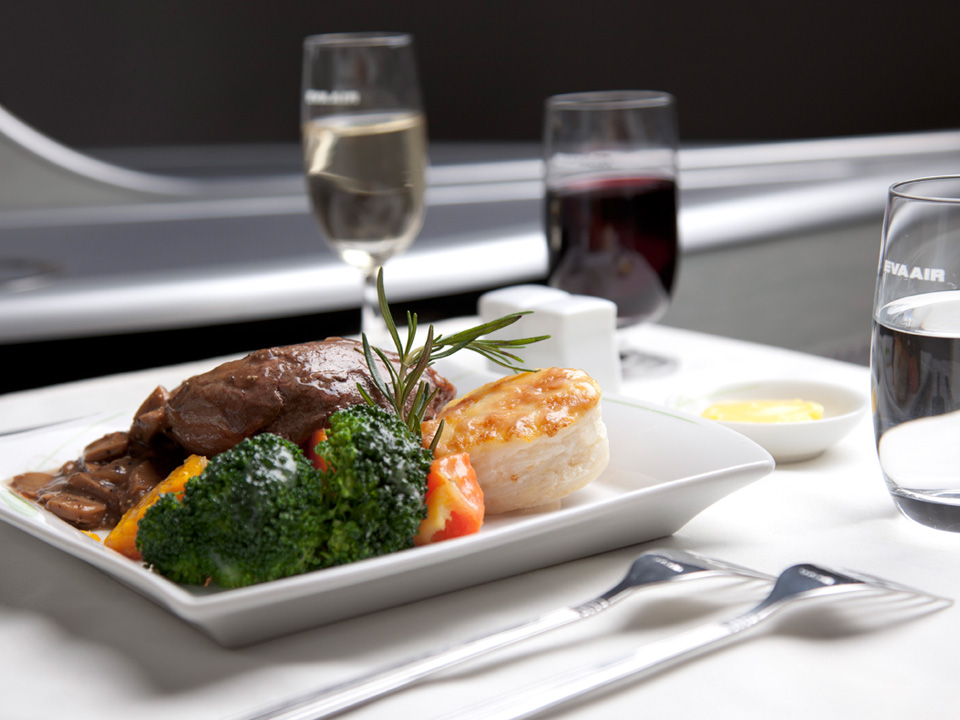 Eva Air Dining