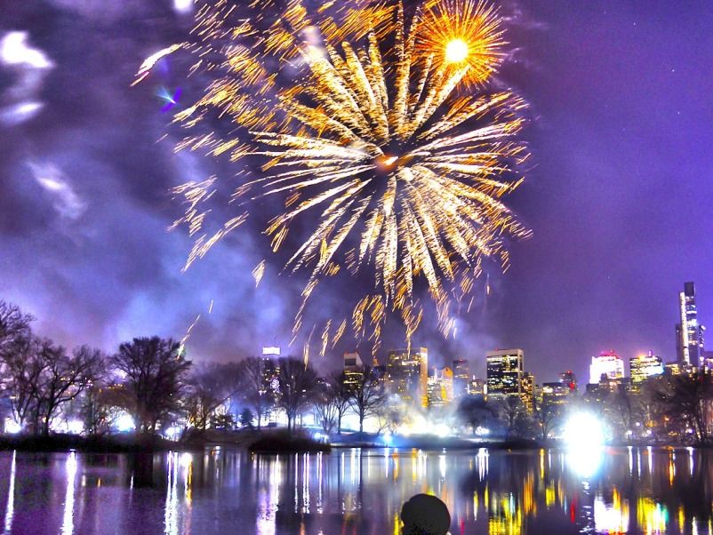 central_park_nyc_fireworks_new_years_eve