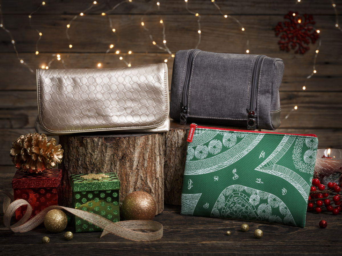 Emirates Christmas Amenity Kits