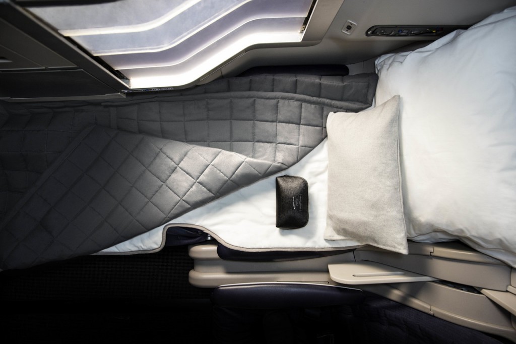 British-Airways-The-White-Company-Bedding